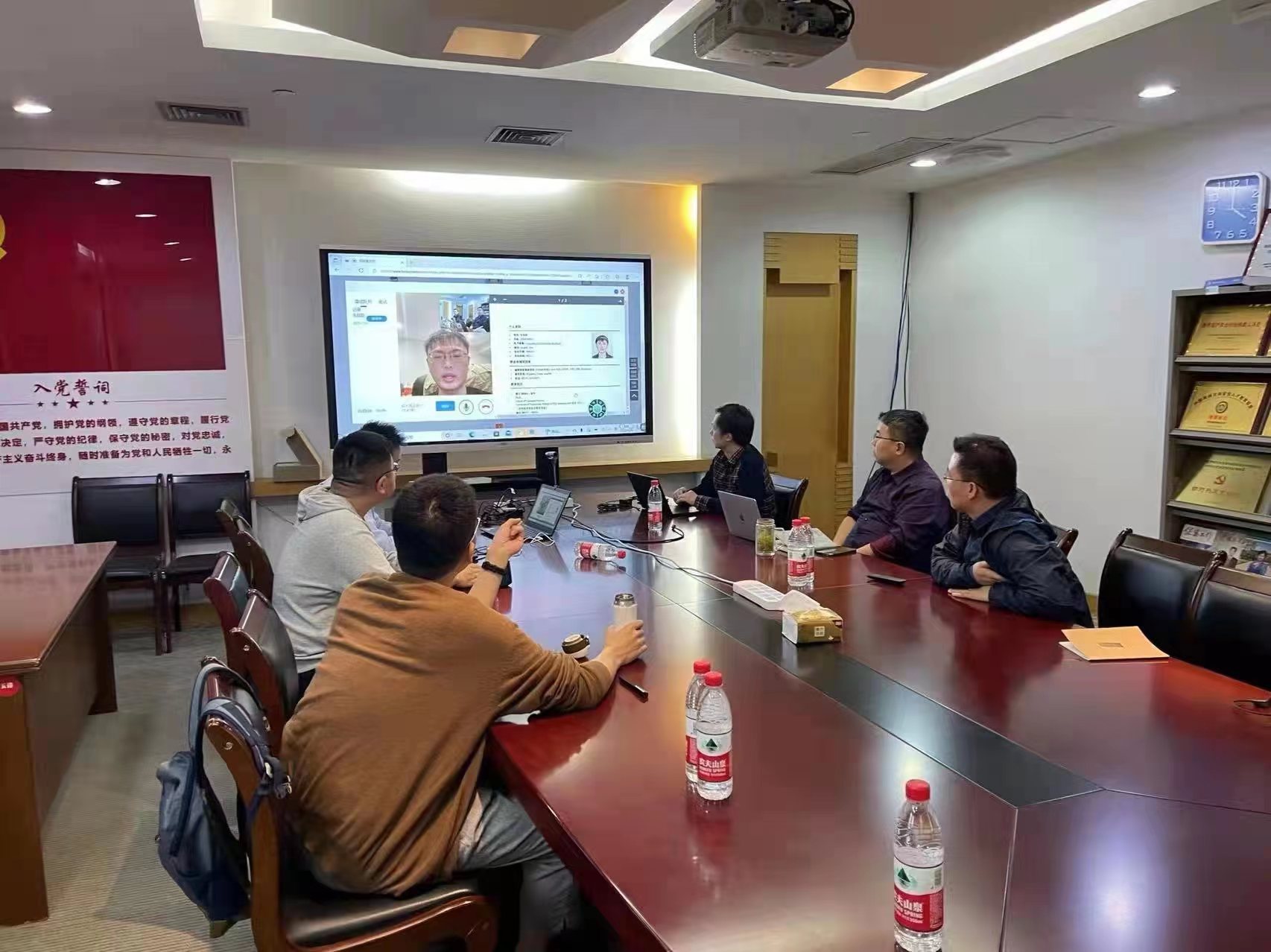 1651317292692345.jpg 1651317292692345.jpg