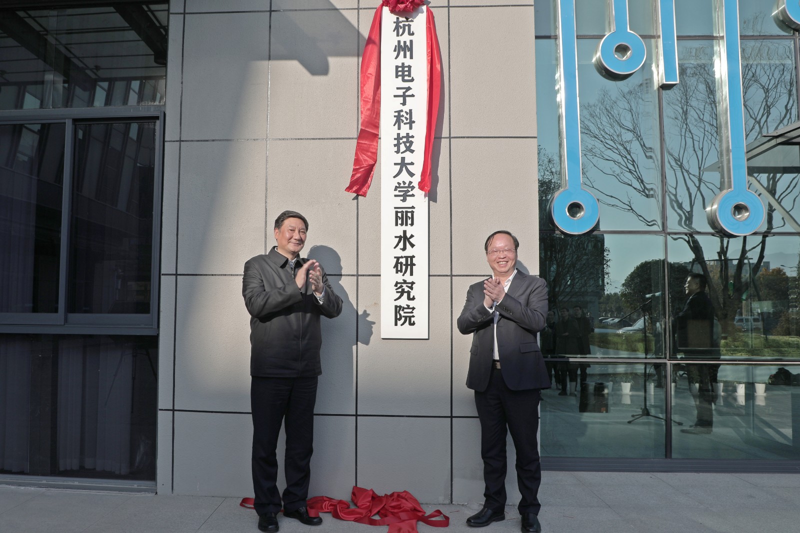 1639016556213949.jpg 1639016556213949.jpg